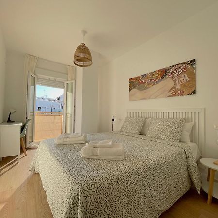 Apartamento La Botica Garaje Incluido Huelva Exterior photo